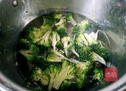 西兰花辣粥的做法图解3