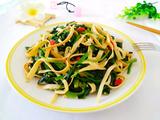 菠菜拌豆皮