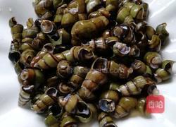 酸蒜头炒长尾螺的做法图解3