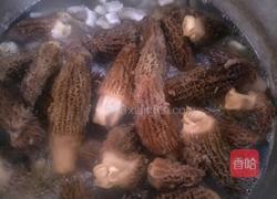 鸡脚浸羊肚菌的做法图解4