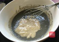 黑芝麻酱松饼的做法图解3