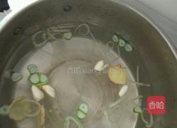 鲫鱼汤的做法图解2