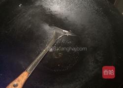 小炒紫藤花腊肉的做法图解6