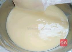 千叶纹戚风蛋糕的做法图解5