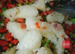 菠萝炒饭的做法图解8