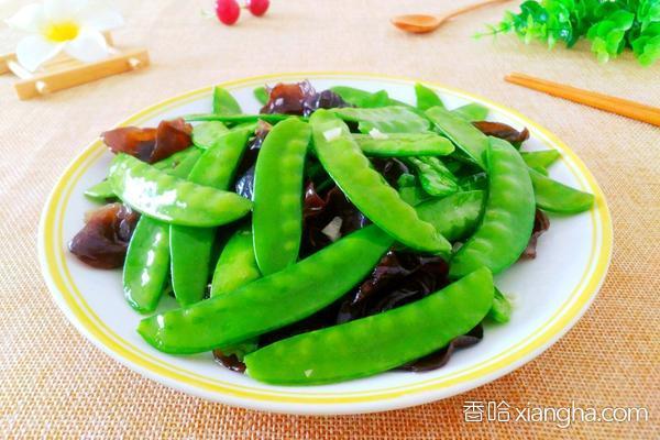 荷兰豆炒木耳