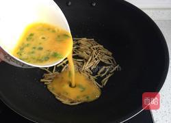 鱼腥草炒鸡蛋的做法图解6