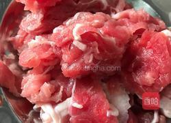 豌豆炒牛肉的做法图解2