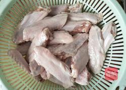 香辣卤鸭翅（酱油版）的做法图解1