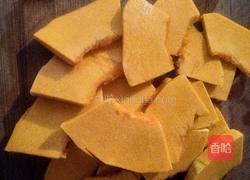 南瓜豆沙饼的做法图解1