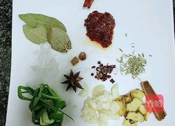 土豆烧牛腩的做法图解2