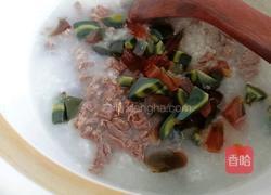 皮蛋瘦肉粥的做法图解5