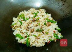 双椒肉丝炒饭的做法图解18