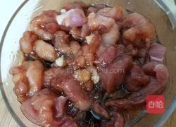 蒜苔炒肉丝的做法图解2