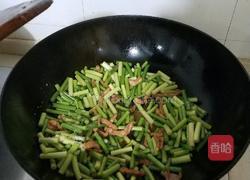 蒜苔炒肉丝的做法图解4