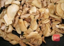 杏鲍菇炒肉的做法图解8