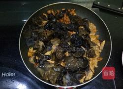 肉炒木耳的做法图解3