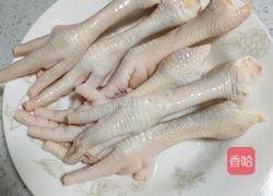 红烧鸡爪的做法图解1