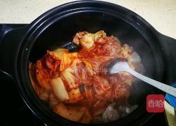 韩式辣白菜汤的做法图解5