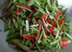 芹菜炒豆干的做法图解7