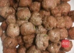 炸猪肉丸子的做法图解4