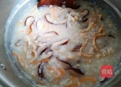香菇鸡肉粥的做法图解4