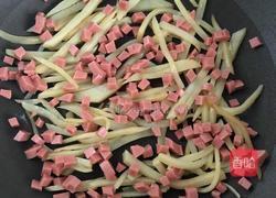 土豆丝鸡蛋饼（快手早餐）的做法图解2