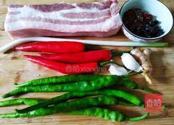 双椒回锅肉的做法图解1