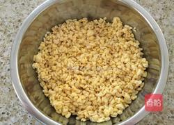 奶香三色绿豆糕的做法图解1