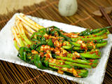 炎热的夏天，尝尝超爽口的小葱泡菜吧