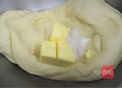 经典奶香小面包的做法图解2