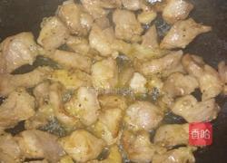 香蒜孜然猪肉粒的做法图解3