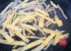 青椒肉丝鲜虾面的做法图解7