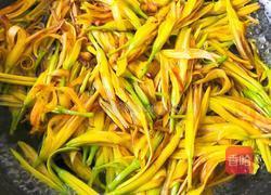炝炒金针菜的做法图解6