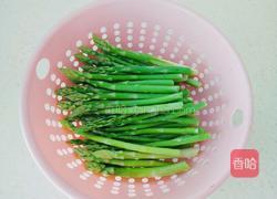 清炒芦笋的做法图解3