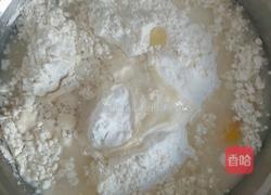 自制鸡蛋面条的做法图解2