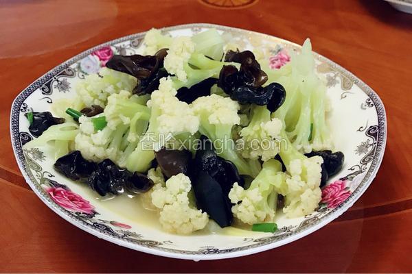 花菜炒黑木耳的做法 菜谱 香哈网 花菜炒黑木耳的做法 菜谱 香哈网