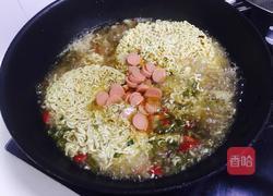 酸辣方便面的做法图解7