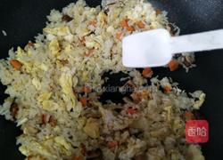 胡萝卜香菇蛋炒饭的做法图解7