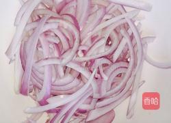 洋葱炒蛋的做法图解1