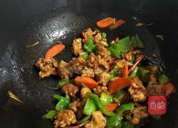 青椒肉段的做法图解14