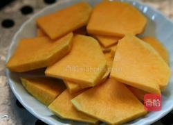 奶香南瓜椰蓉小方的做法图解2