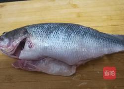酸汤鱼的做法图解1