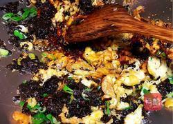 芽菜豆瓣酱炒米饭的做法图解5