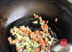 菠萝炒饭的做法图解4