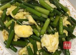 鸡蛋炒蒜苔的做法图解10