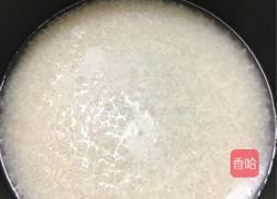 排骨焖饭的做法图解1