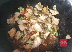 辣椒炒肉的做法图解2
