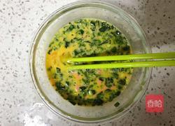 青菜鸡蛋饼的做法图解1