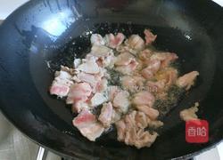 北京的 五花肉辣炒蒜苔的做法图解4